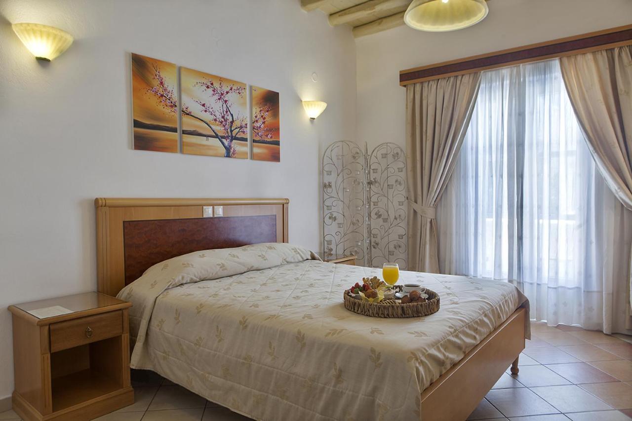 Hotel Anatolia Ано Мера Екстериор снимка